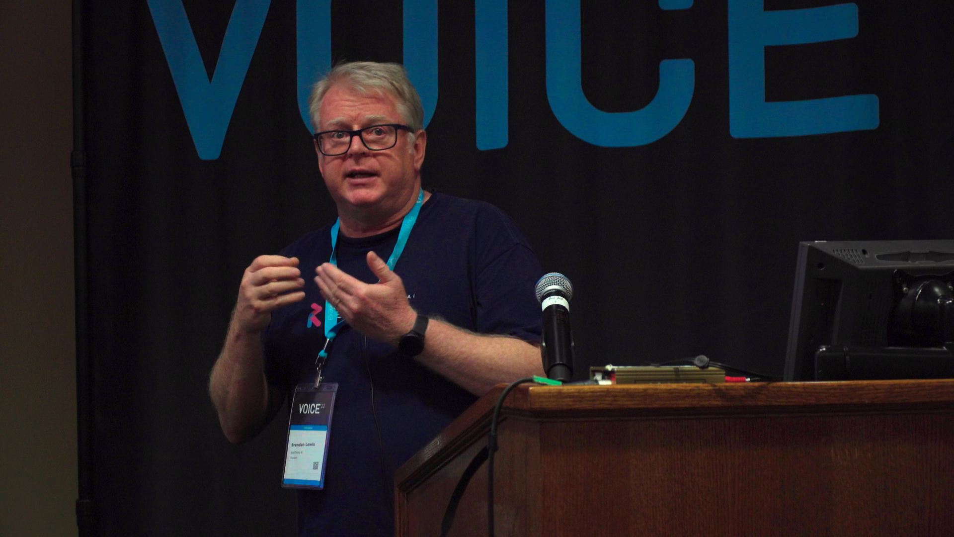 VOICE22 | Lightning Talk: Designing Dialogue for Blind Users | Brendan Lewis